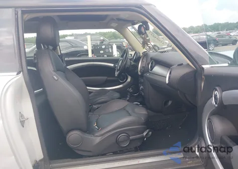 2011 Mini Cooper z USA, uszkodzony, nr VIN WMWZG3C5XBTY35663